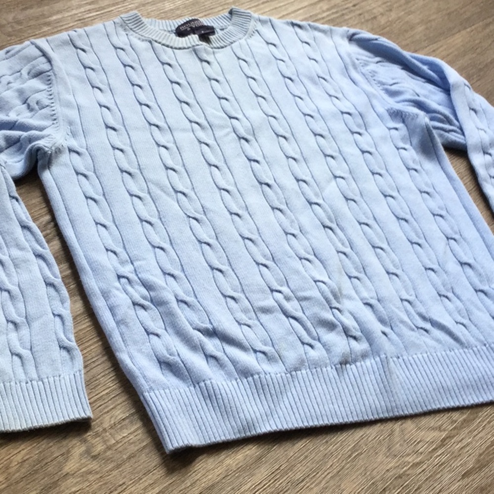 Round tree and yorke sweater